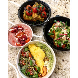 V.Miliukas  Vėlyvieji pusryčiai restorane